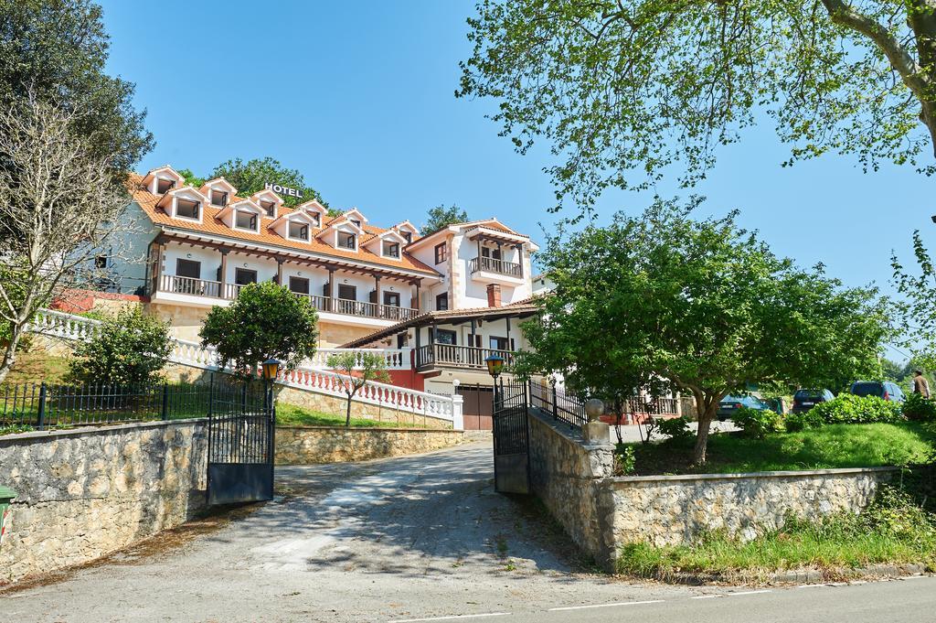 Hotel Solatorre Comillas Exterior photo